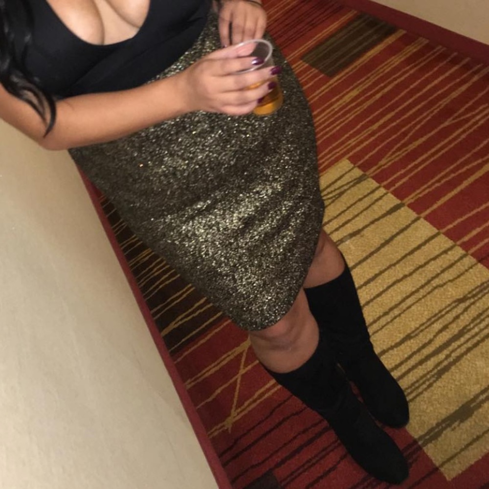 Plus Size Glitter Pencil Skirt